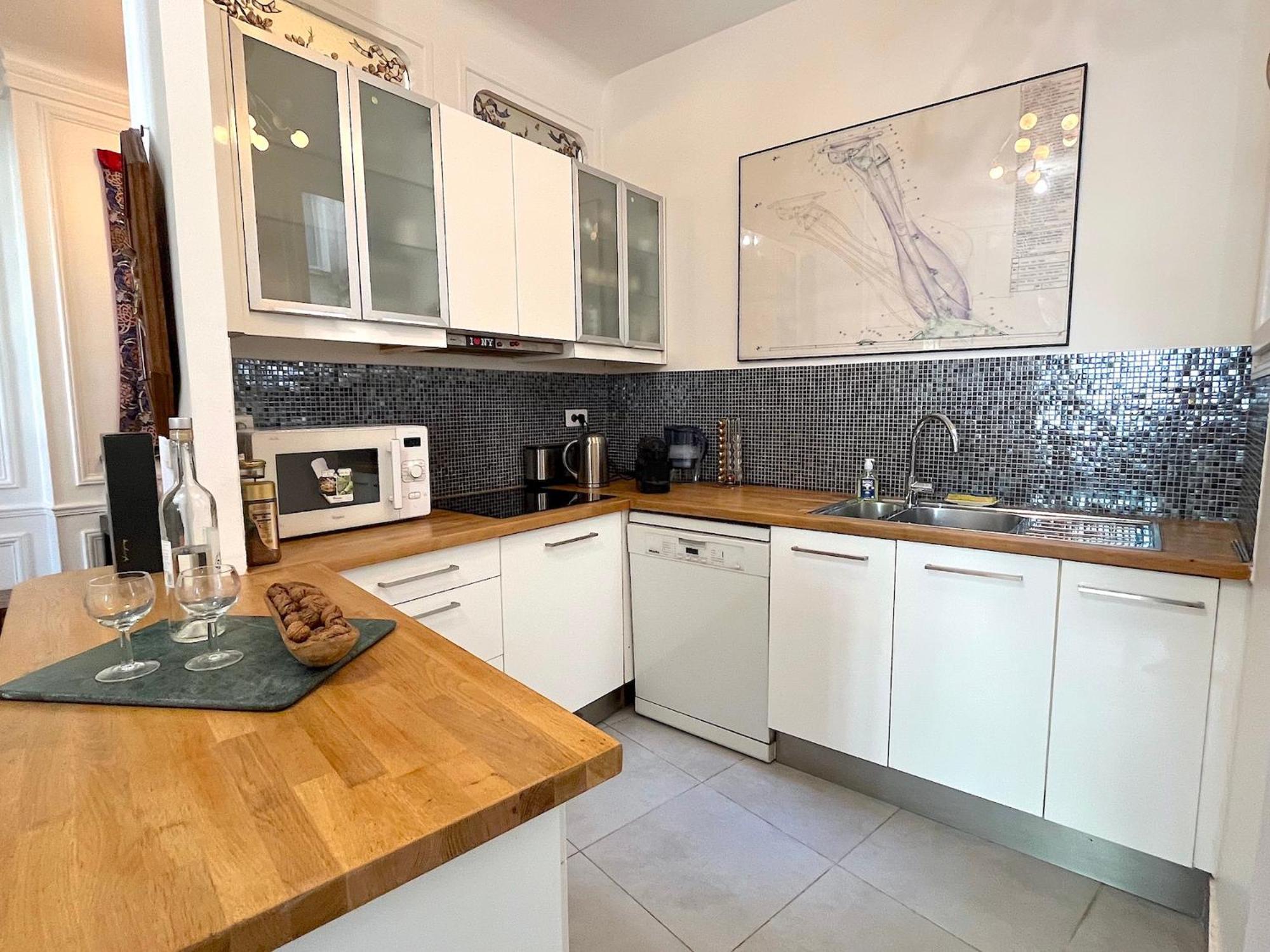 Appartement Bonne Nouvelle *