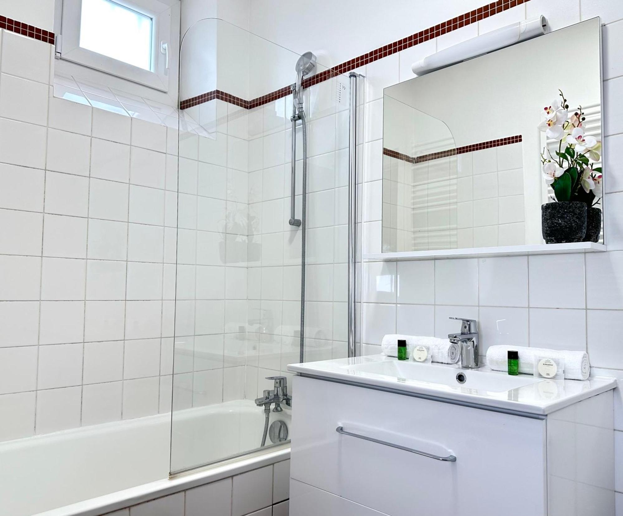 Apartment Welcoming & Cosy Flat Near Republique