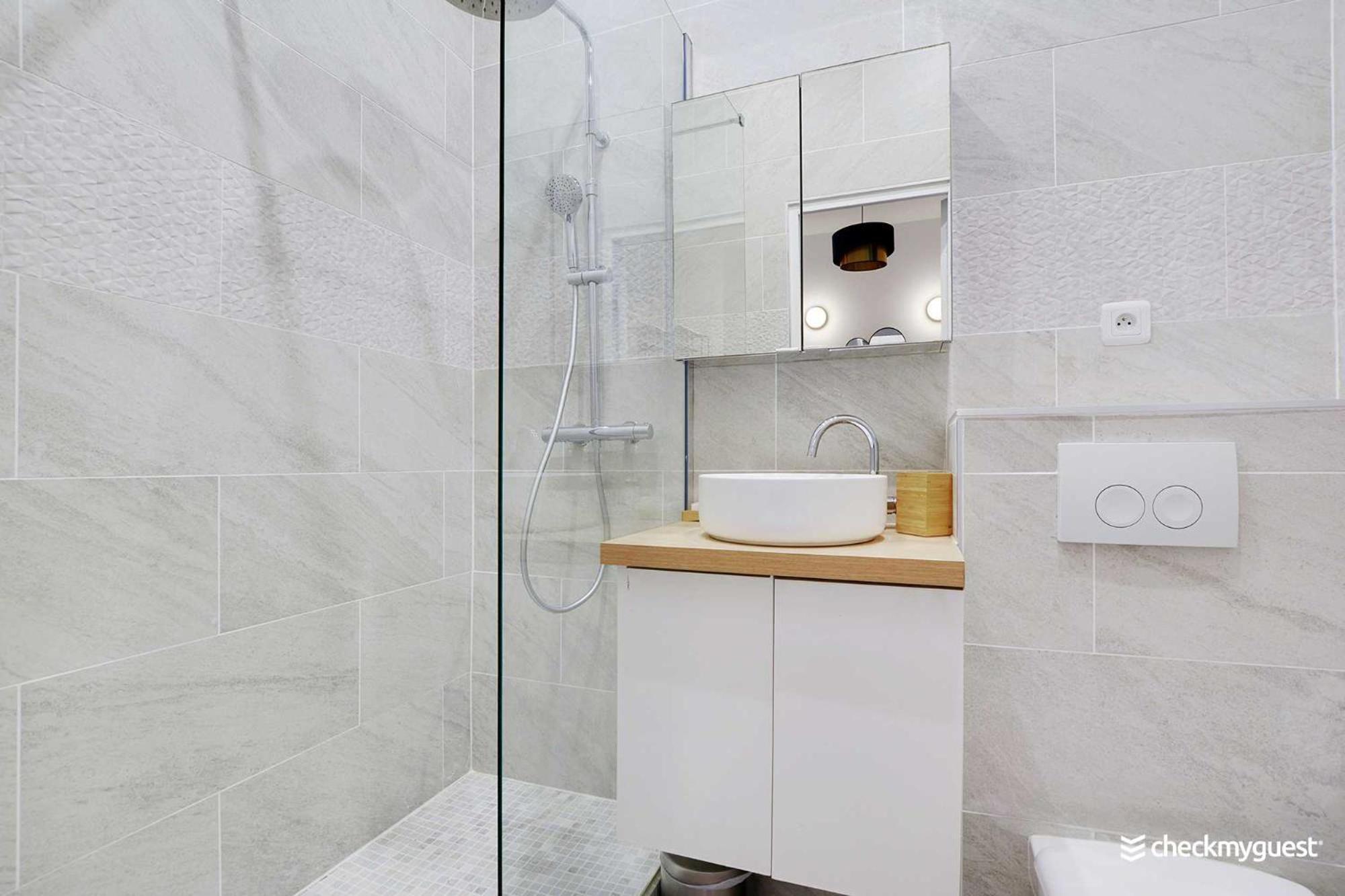 Apartment Chic Parisian Retreat - Alexandre Dumas 2c *