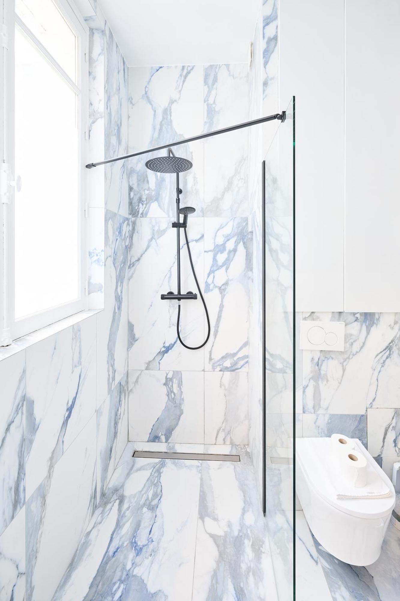 Champs Elysées!montaigne, New Luxurious 6pers Flat Appartement Paris