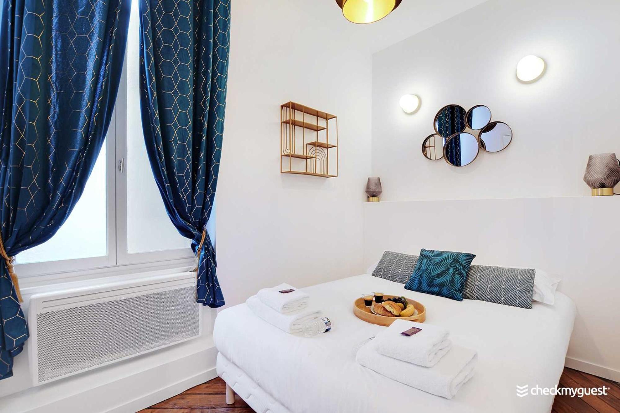 Chic Parisian Retreat - Alexandre Dumas 2c