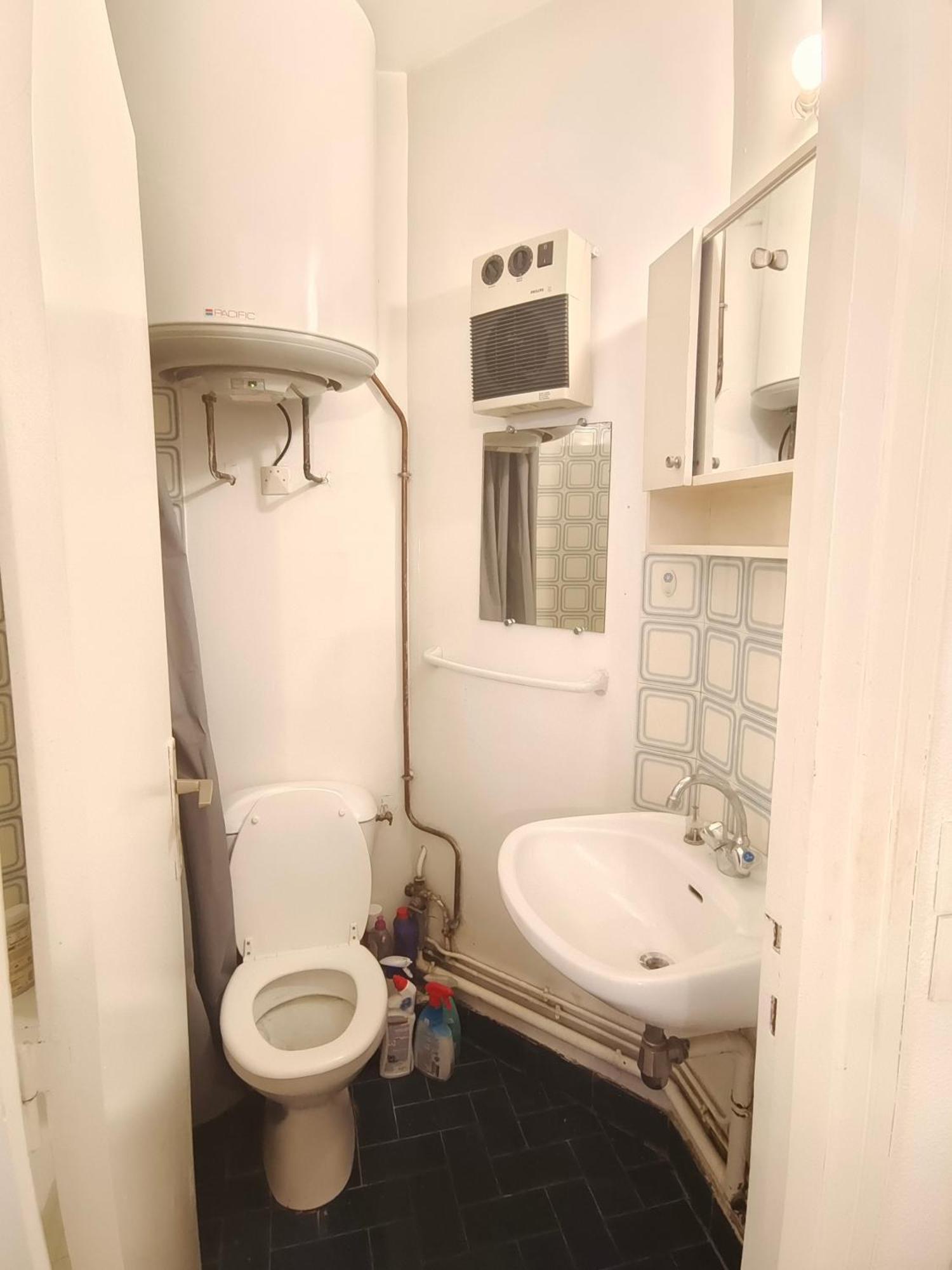 4 Personnes Au Centre - Chatelet * Paris