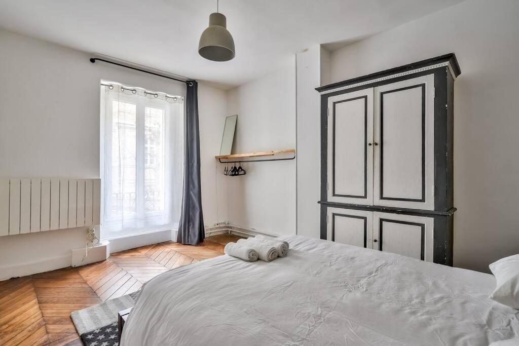 Hébergement de vacances Stunning House With Garden 1 Minute From The Metro