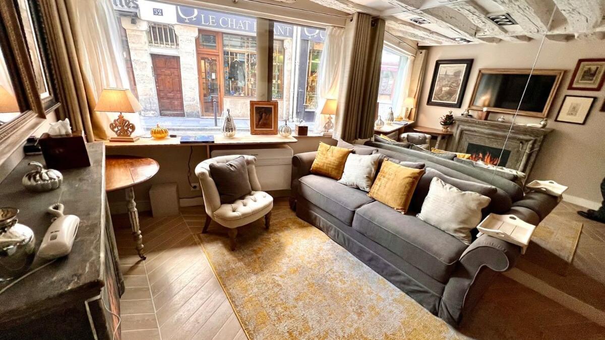 Apartment Serenity, Meditation At Notre Dame Paris