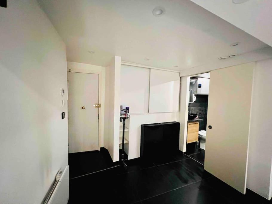 Apartment St Michel Studio Paris