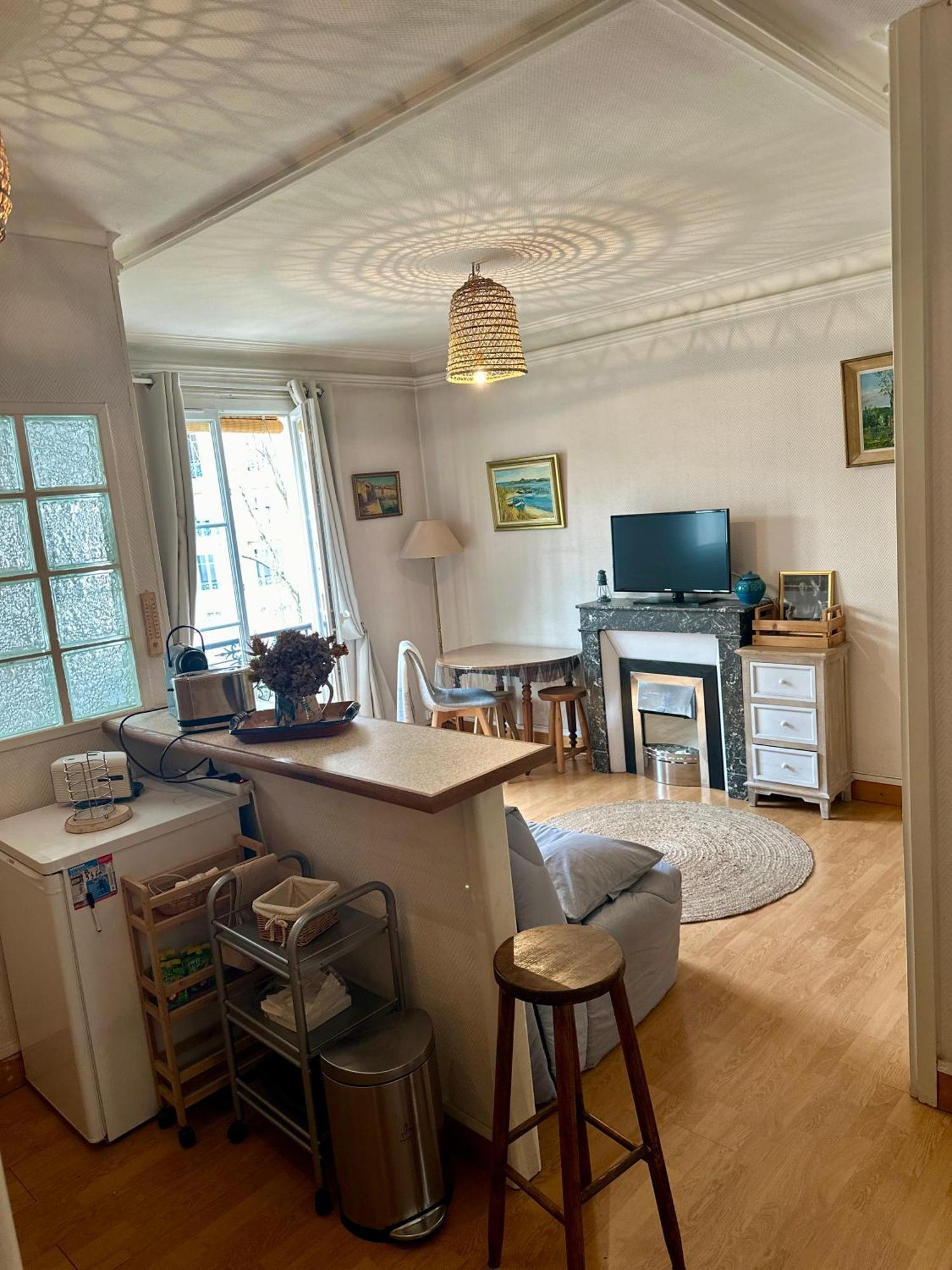 Apartment Bel Nation Paris