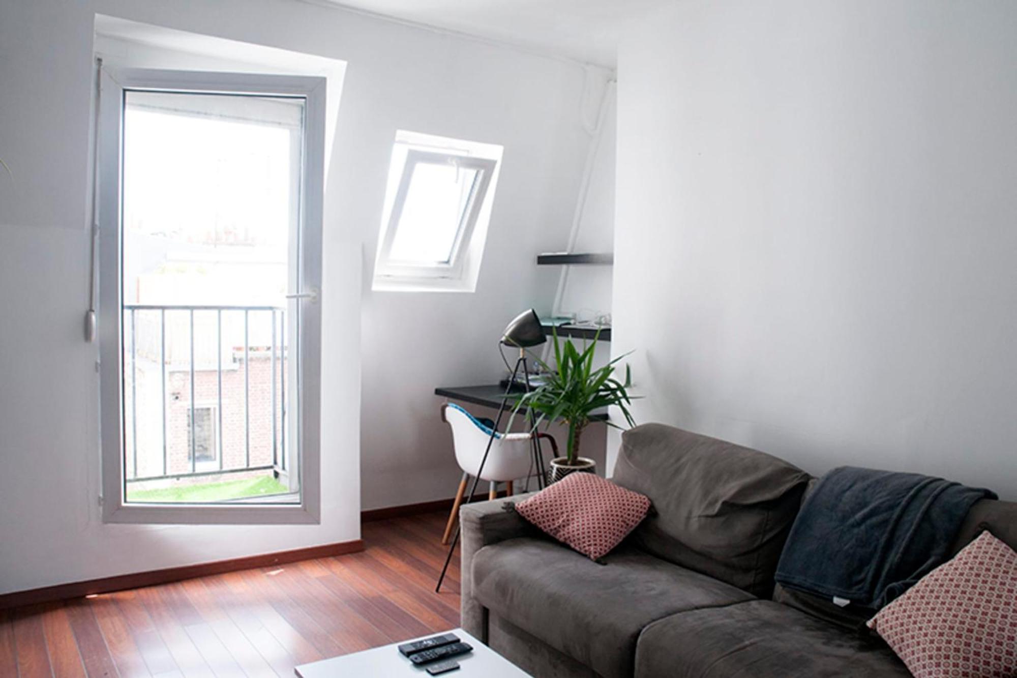 Apartment Charming Apt Near The Batignolles