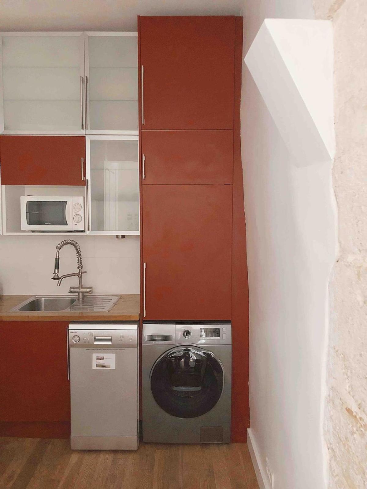 Du Lion/ac Historic Flat, Marais, 4-5 Guests Paris