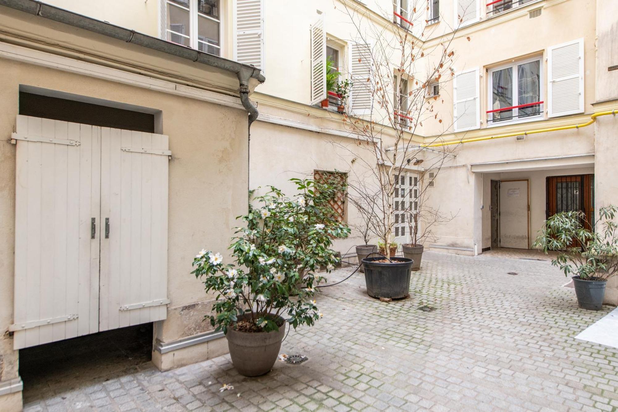 Geranimus Enghien Apartment