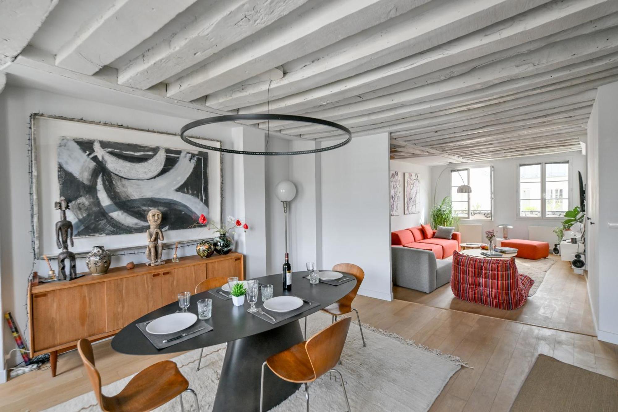 Stunning One-bedroom, Marais - Place Des Vosges * Paris