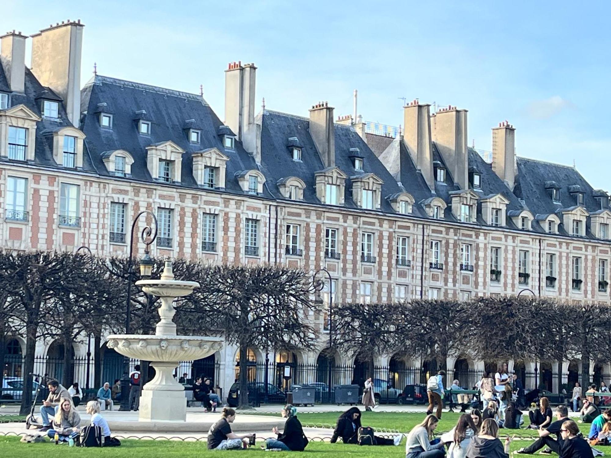 Heart Of Le Marais - Modern & Cosy Nest In The Old *