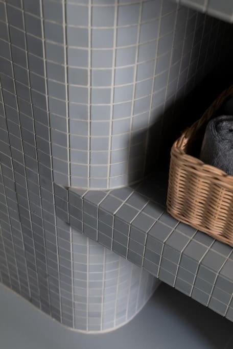 Brand New Design Apt- Montorgueil Apartment Paris