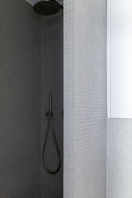 Brand New Design Apt- Montorgueil * Paris