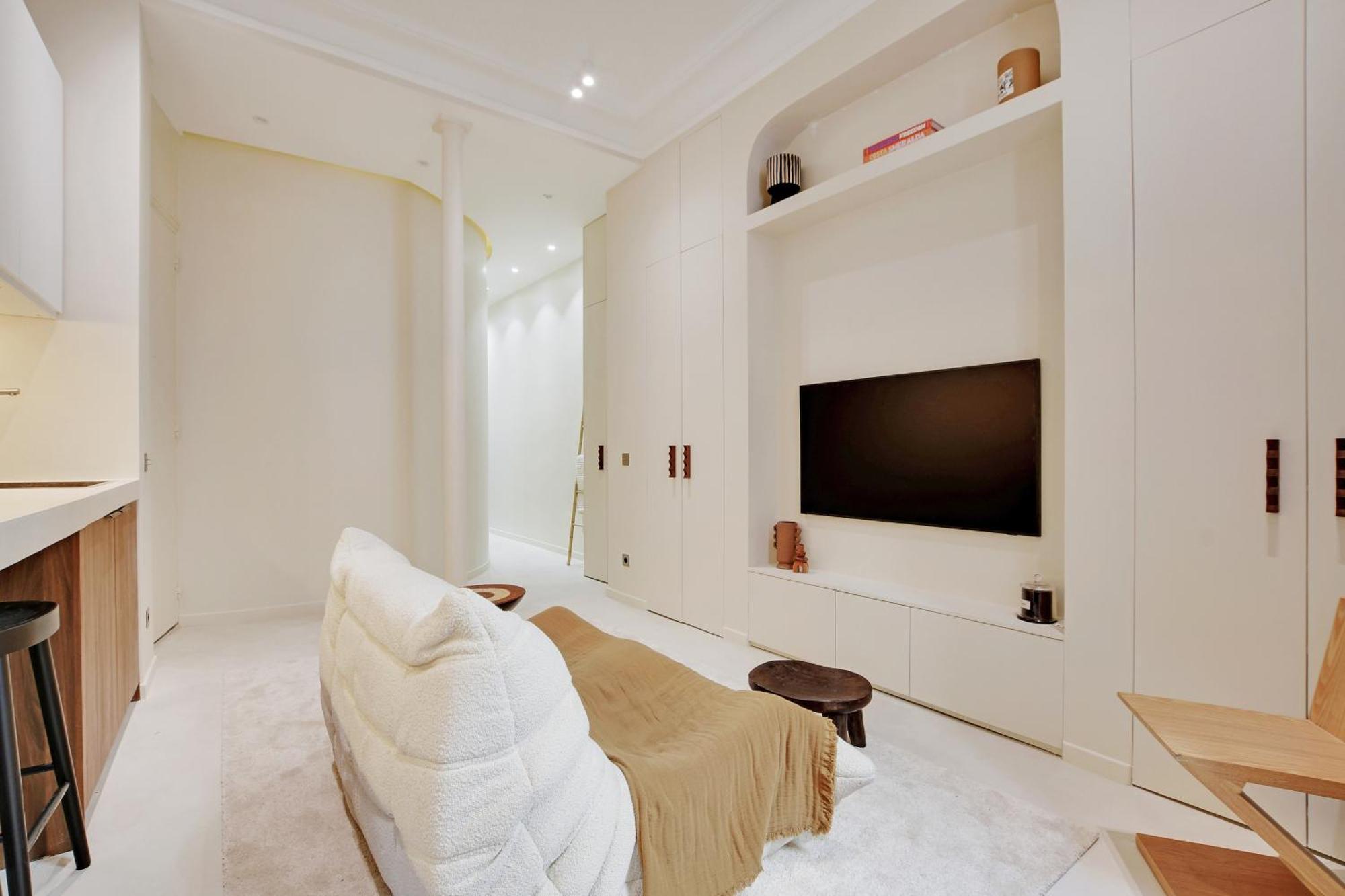 Appartement Petit Luxe Parisien - 2p - Parc Monceau Paris