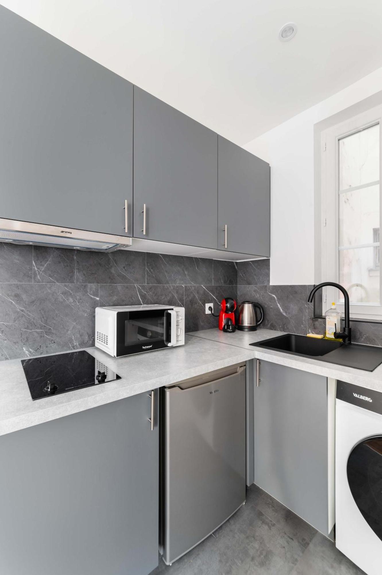 Neuf Metro Jaures- 19 - 2p - Flat-guest * Paris