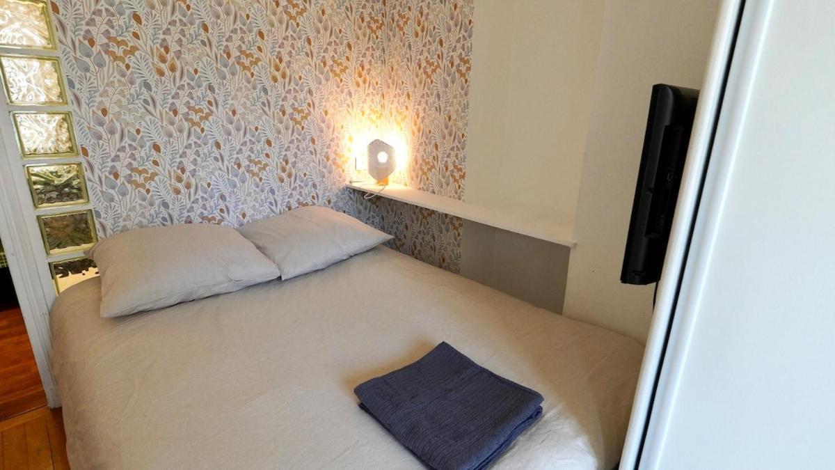 011 Grand Sunny Flat At Montorgeuil Paris