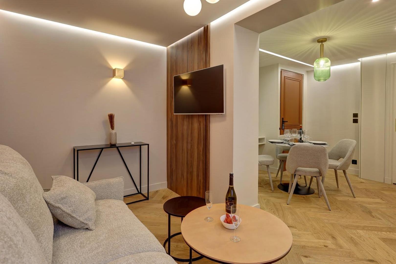 Ac Champs De Mars Eiffel Tower By Prestige Apartment