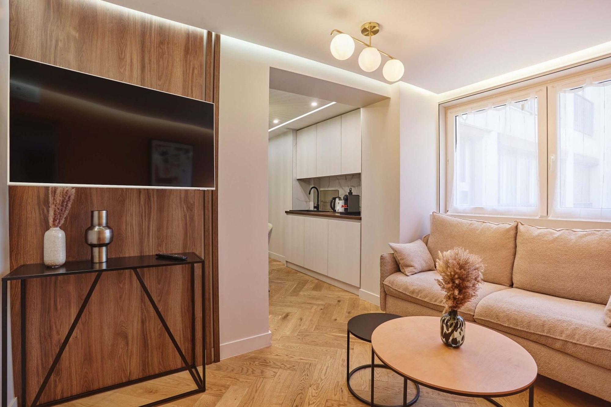Apartment Ac Champs De Mars Eiffel Tower By Prestige *