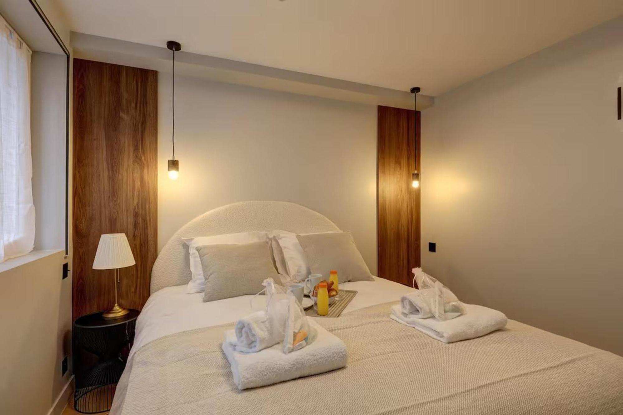 Ac Champs De Mars Eiffel Tower By Prestige *
