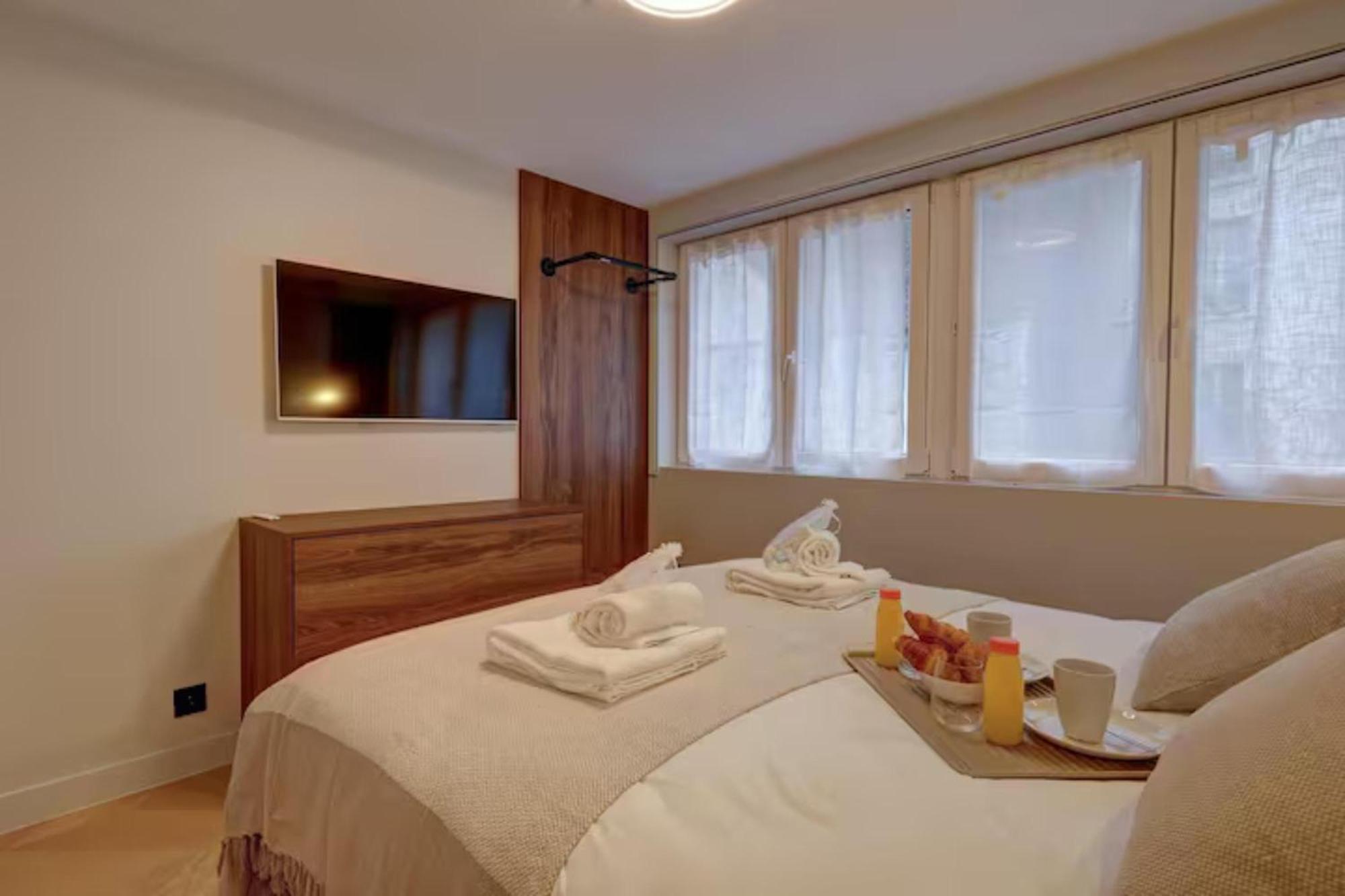Apartment Ac Champs De Mars Eiffel Tower By Prestige Paris