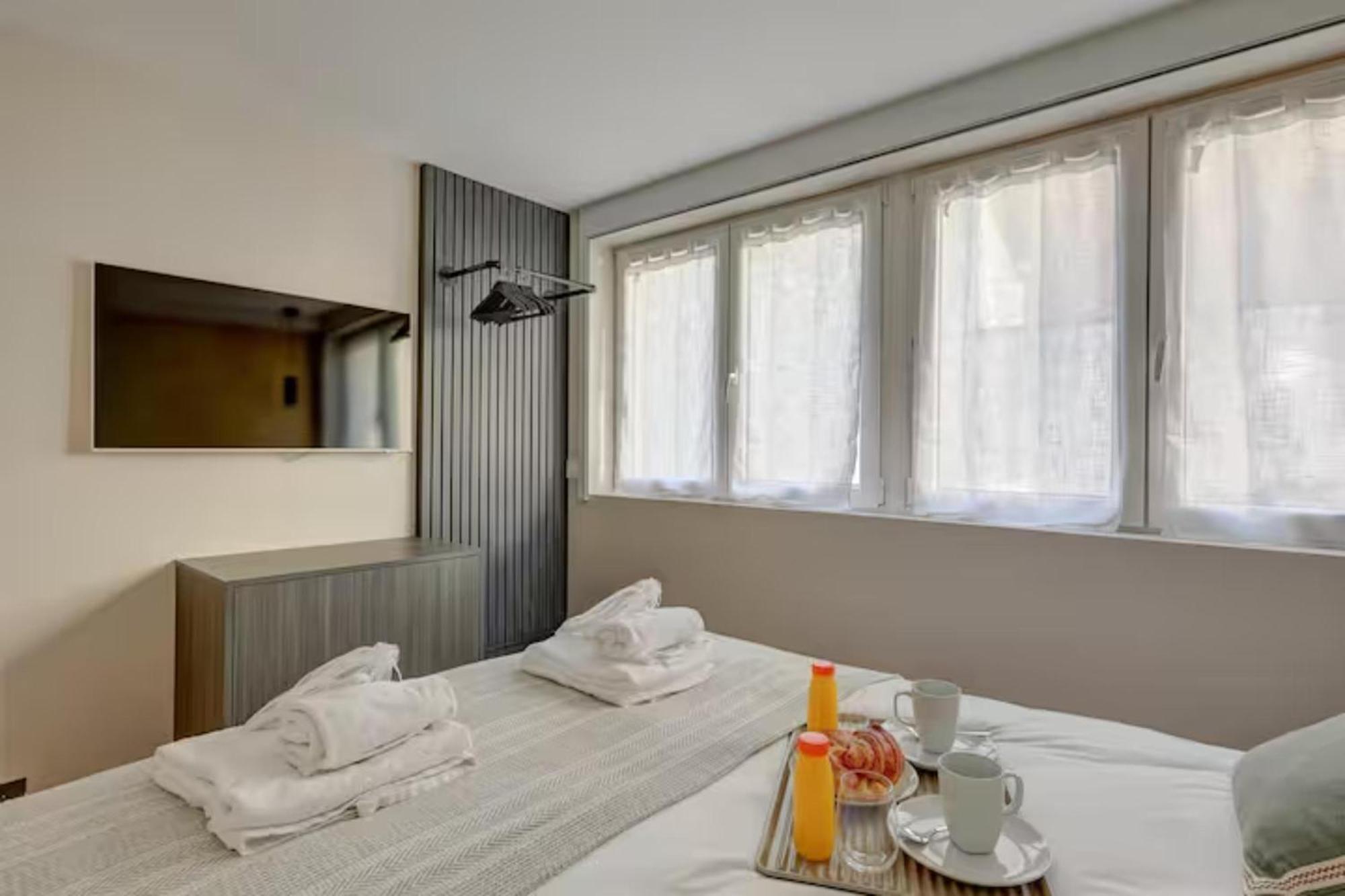 Apartment Ac Champs De Mars Eiffel Tower By Prestige Paris