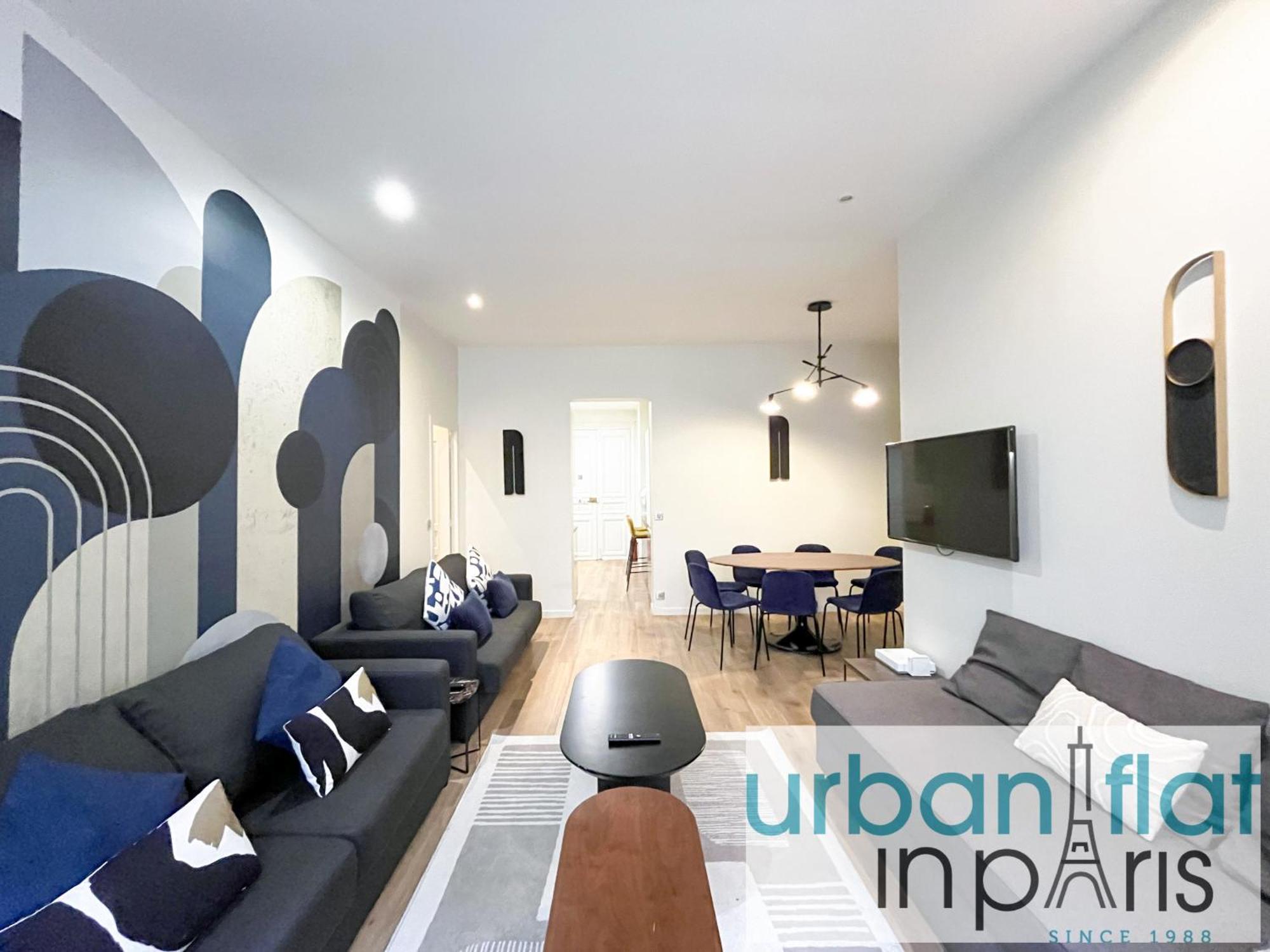 64-luxury Flat Champs Elysees