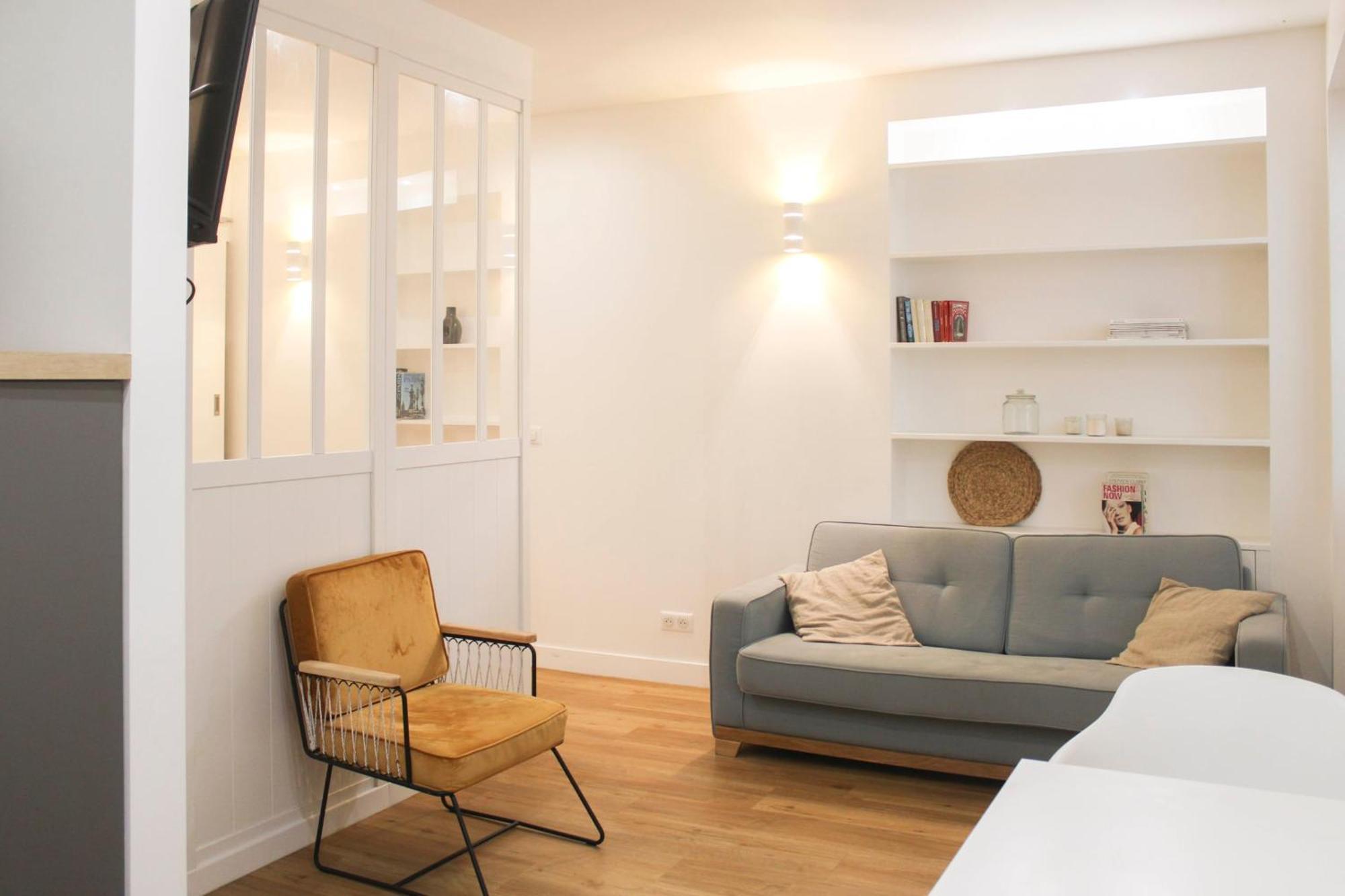 Charming In The Heart Of The 18th Apartment