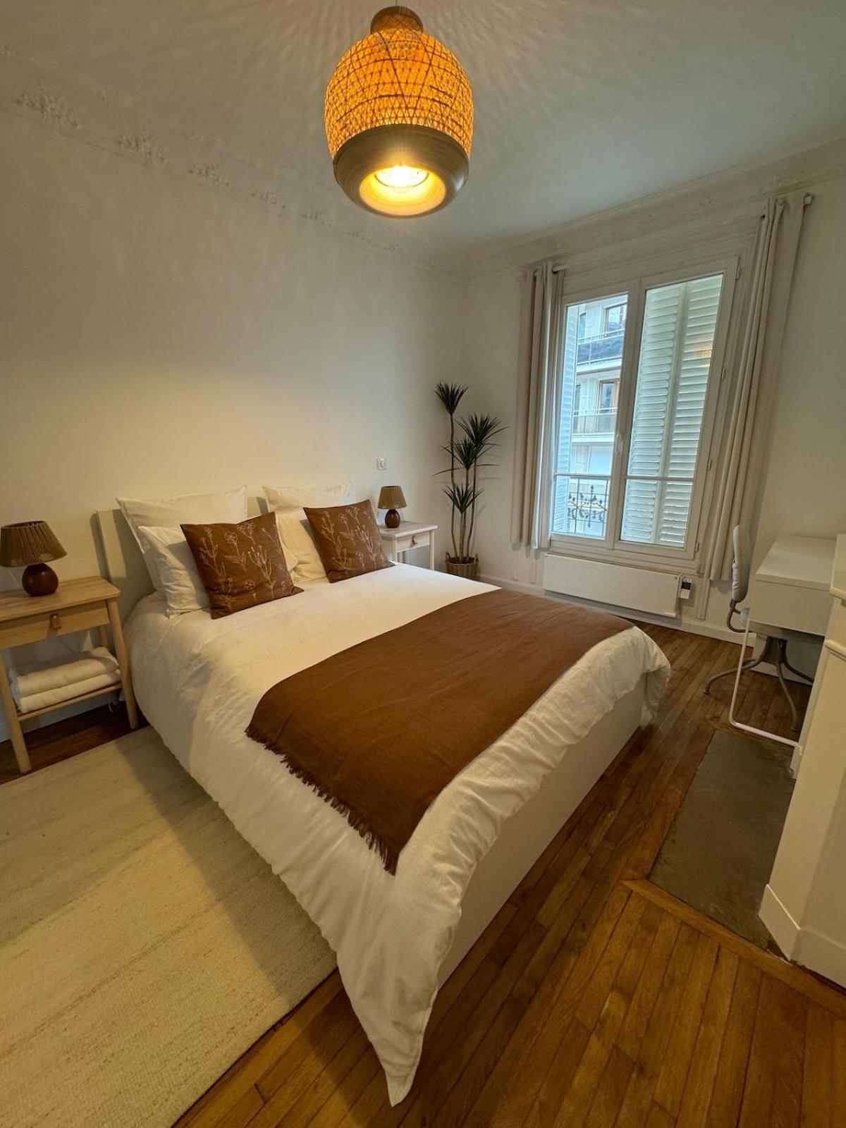 Magnifique 2 Pieces Renove A Neuf, 15, Idealement Situe Apartment Paris