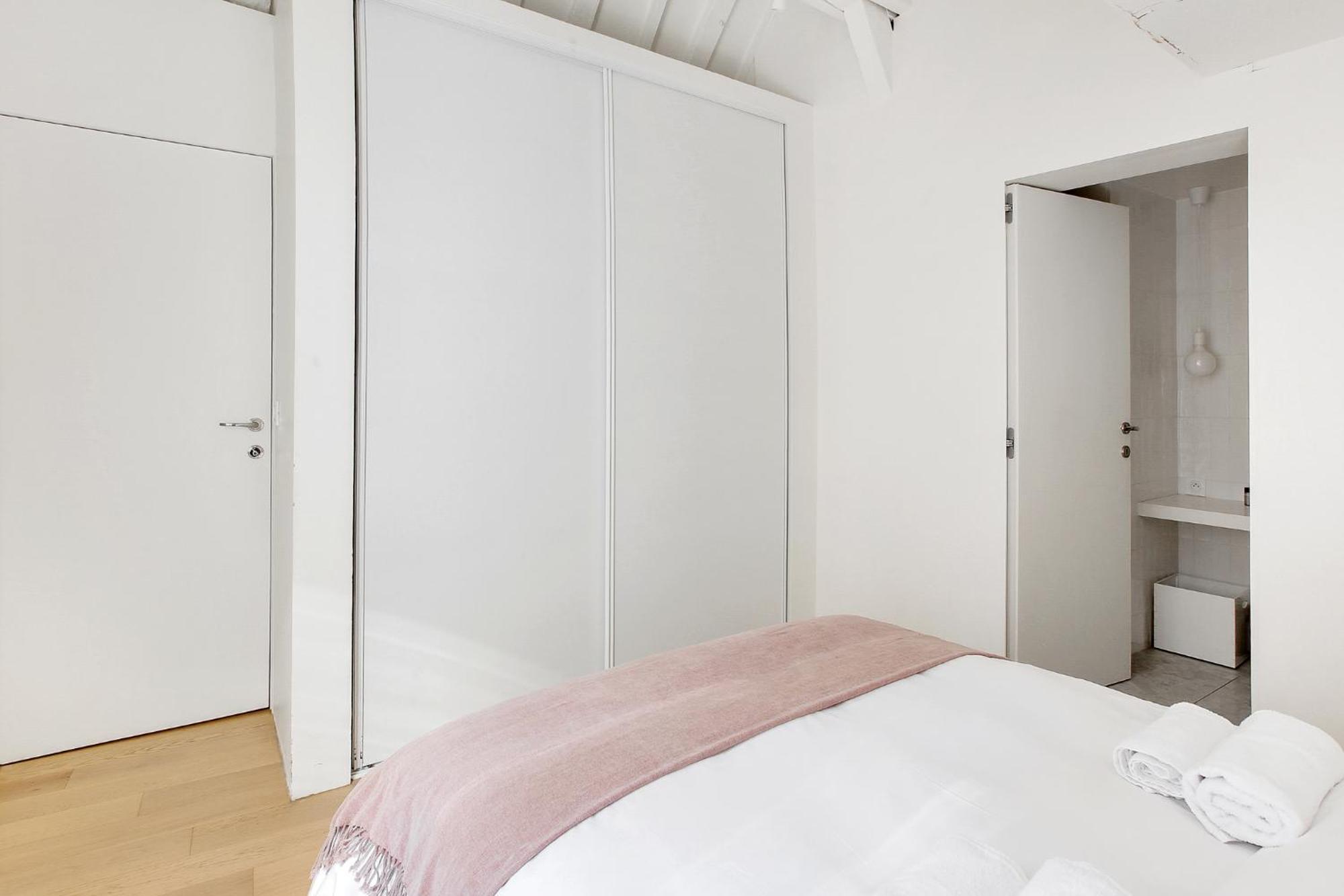 Apartment - Notre-dame
