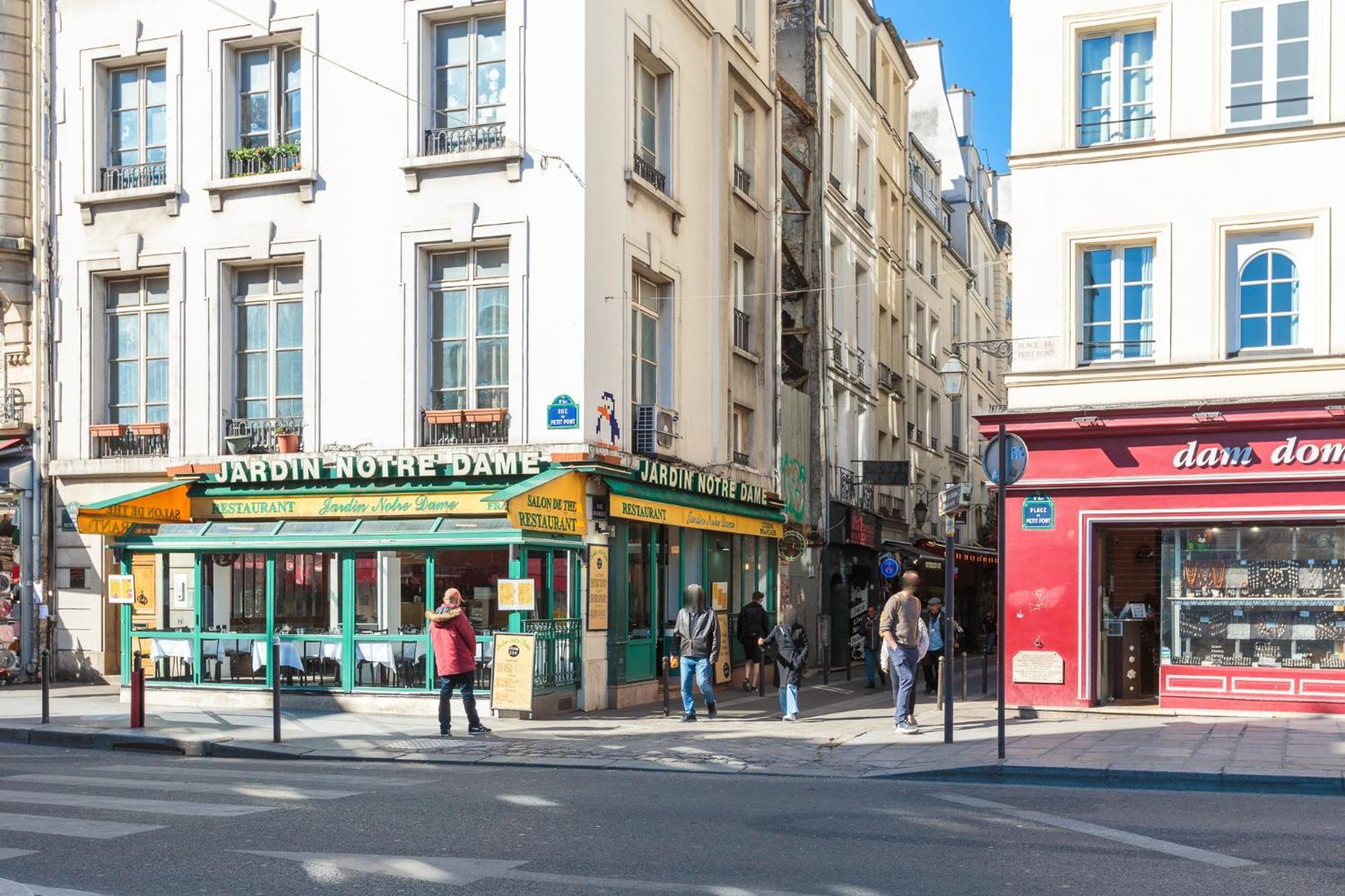 Apartment - Notre-dame *