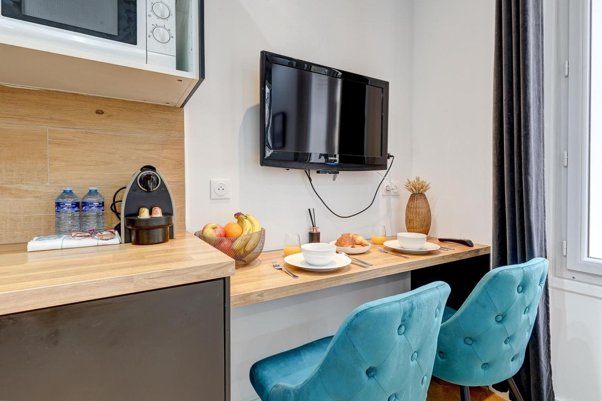 Sur Les Champs Elysees Appartement