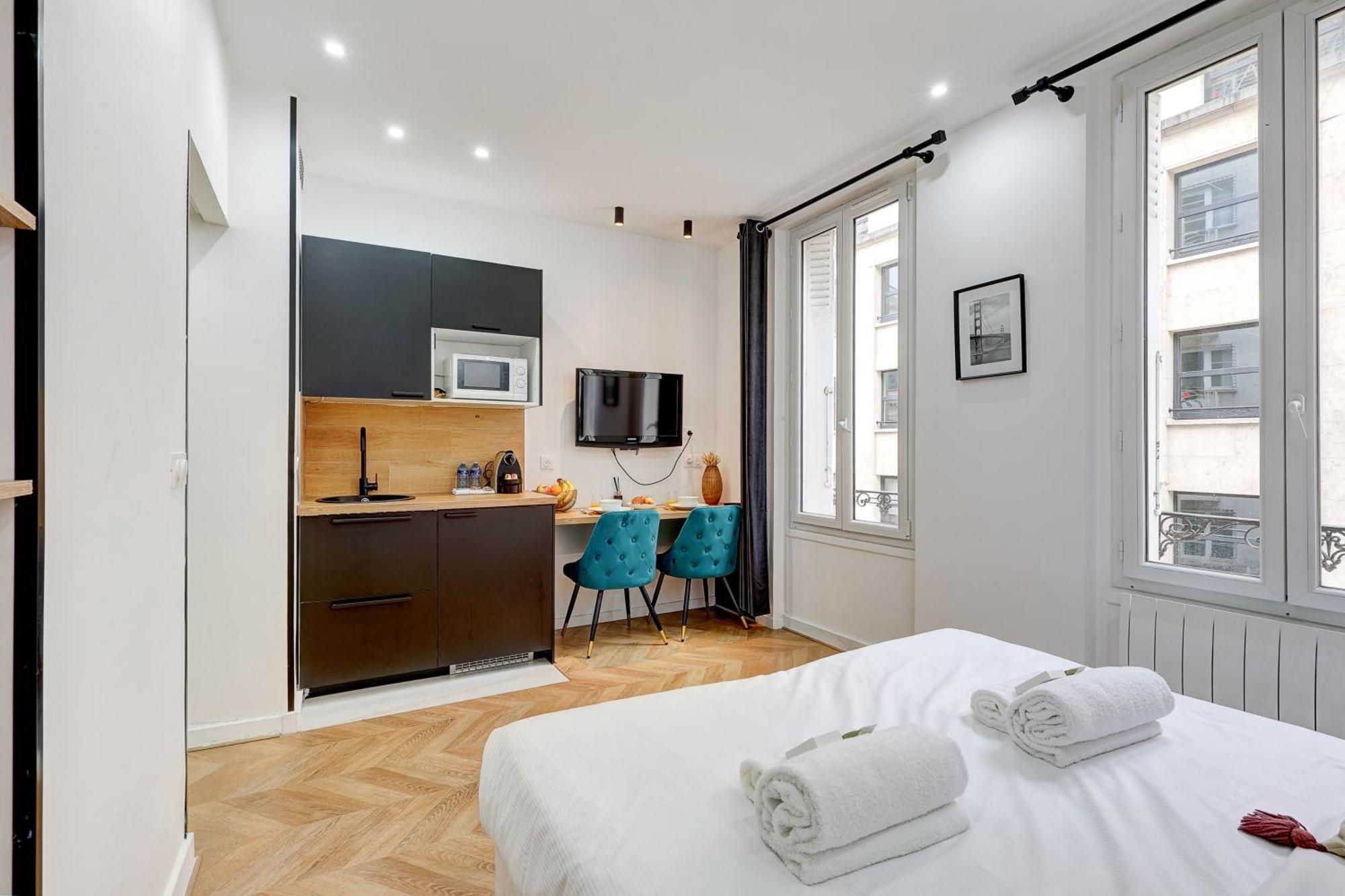 Appartement Sur Les Champs Elysees Paris