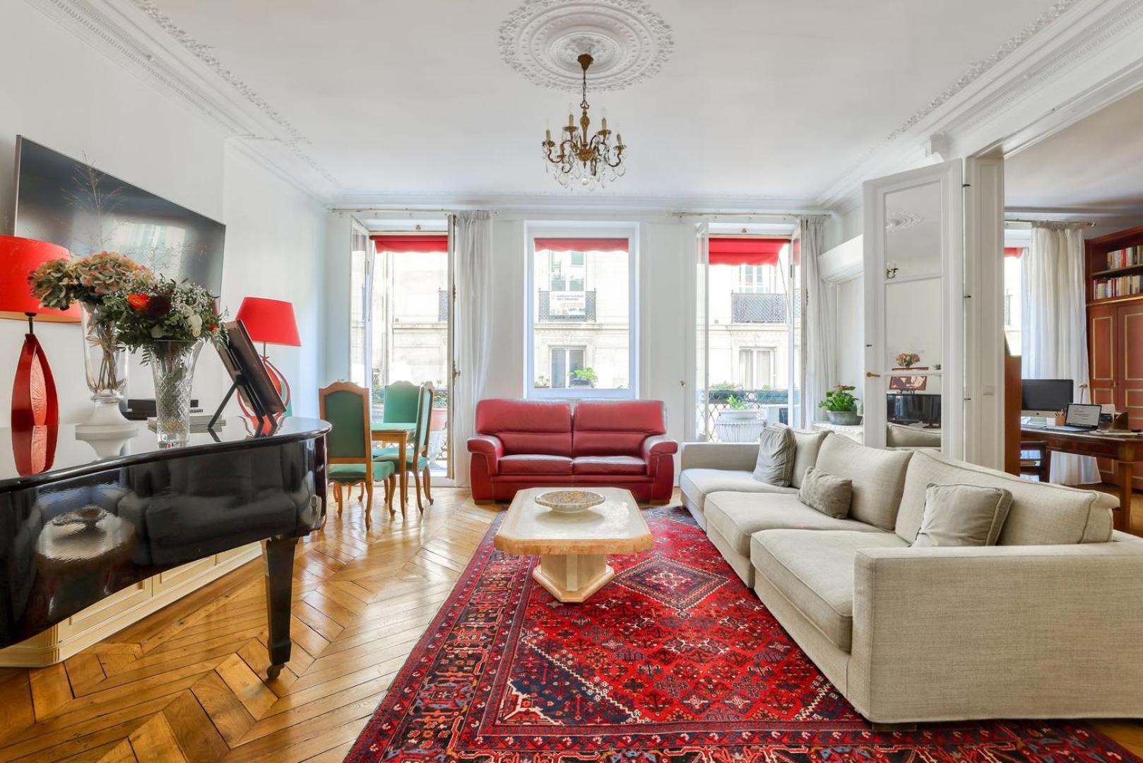 A Prestigious Location In Apartment
