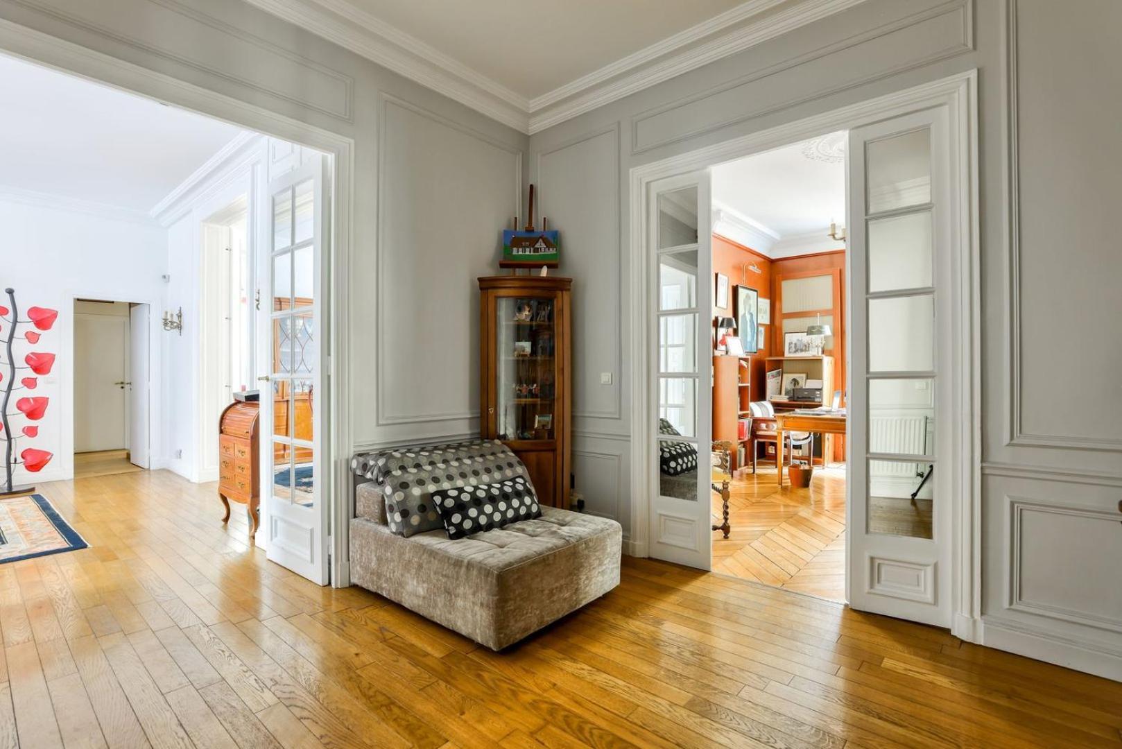 A Prestigious Location In Paris