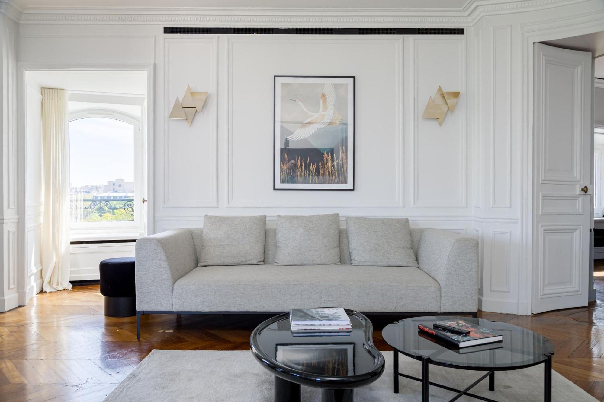 Luxury - Avenue Montaigne