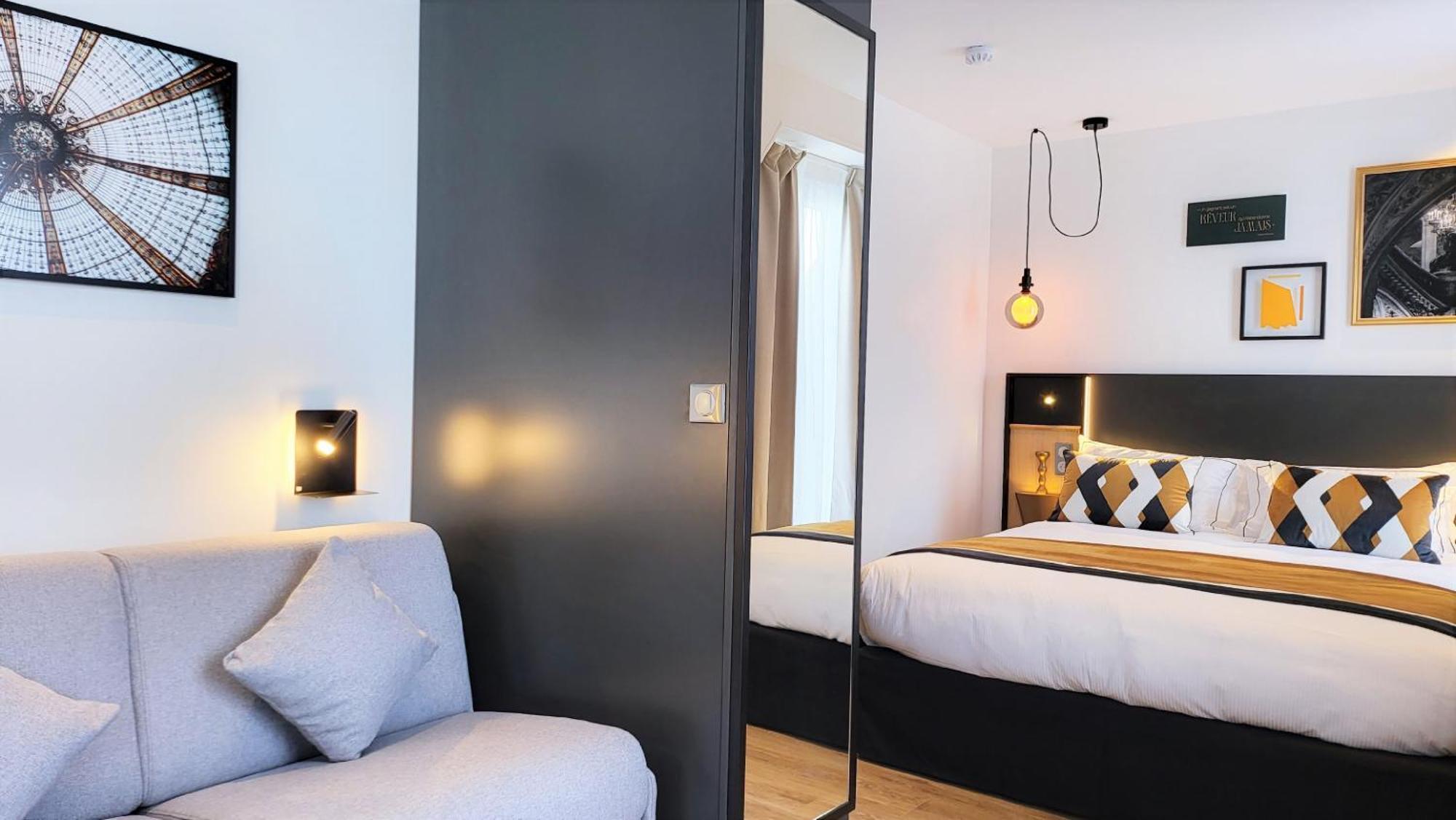 Star Champs-elysees Hotel