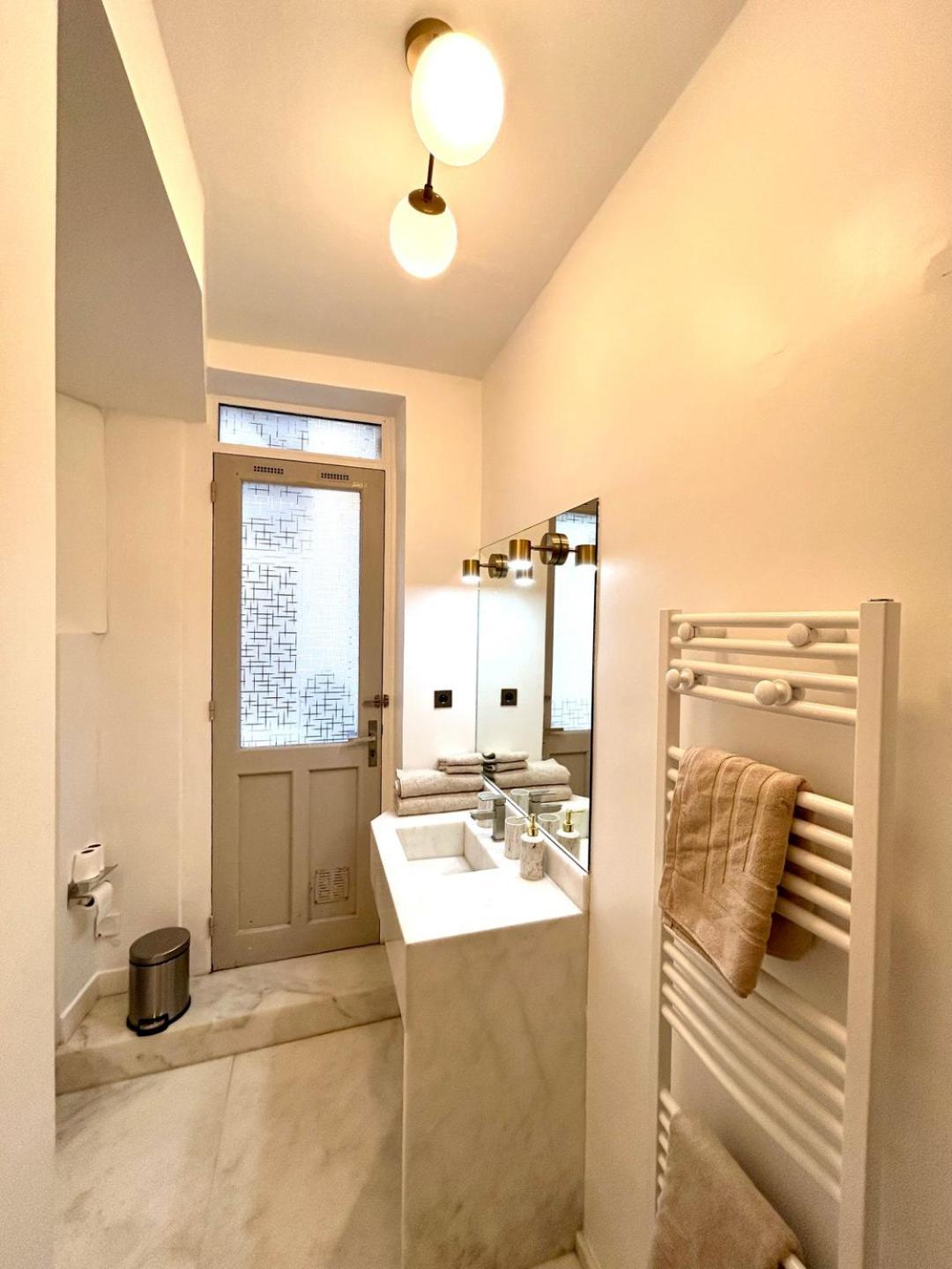 Appart hôtel Luxury Arc-de-triomphe - 4 People Paris