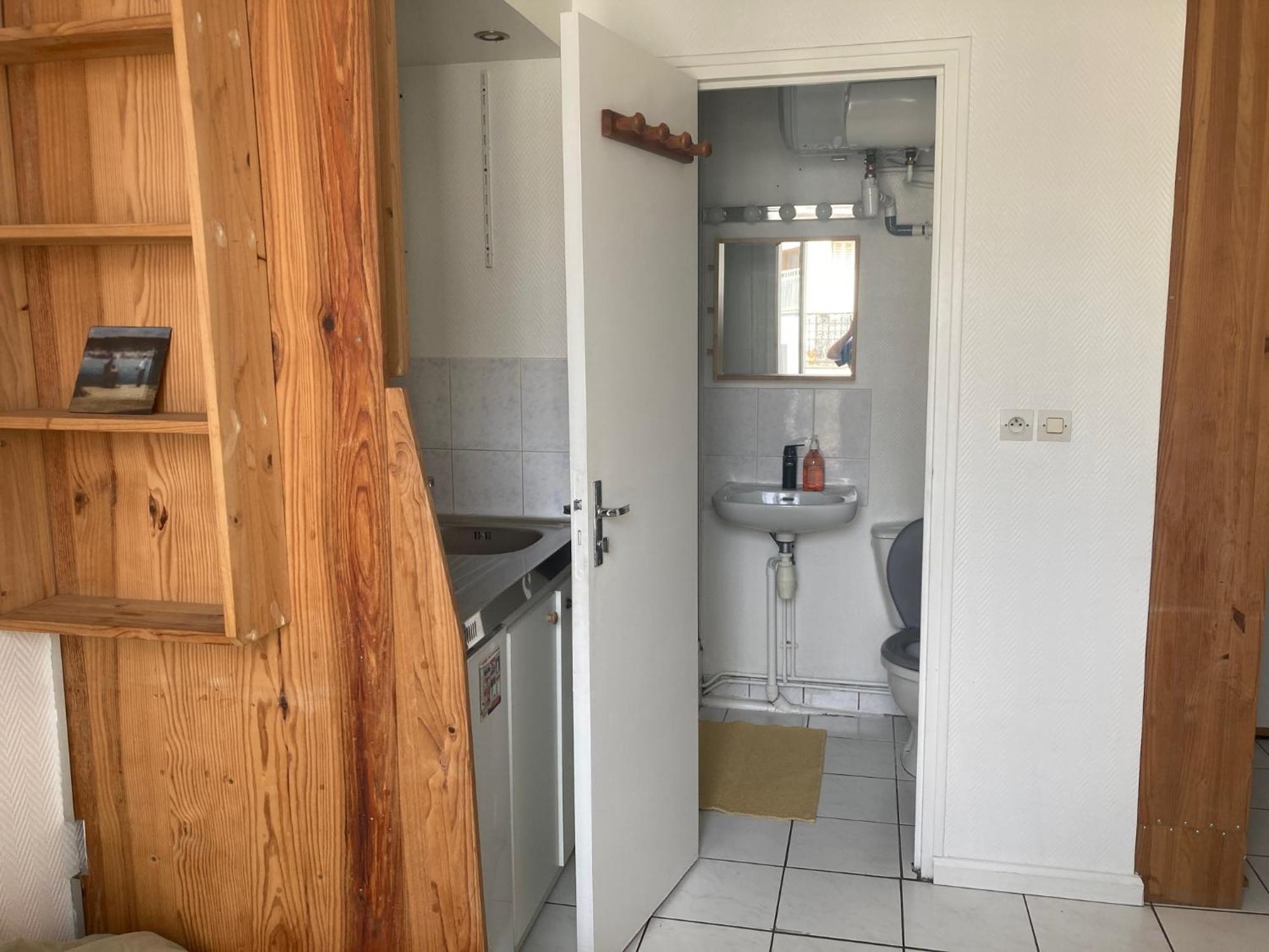 Apartment A Belleville Paris
