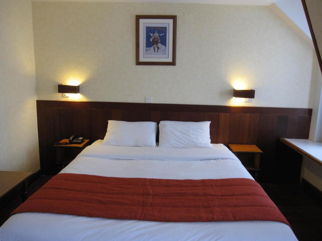 Hotel Des Comedies Paris