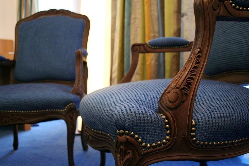 Westside Arc De Triomphe Hotel