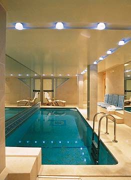 Hotel Westside Arc De Triomphe 4*