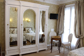 D'argenson Hotel