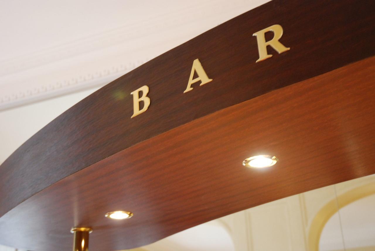 Relais Du Pré Hotel 3*
