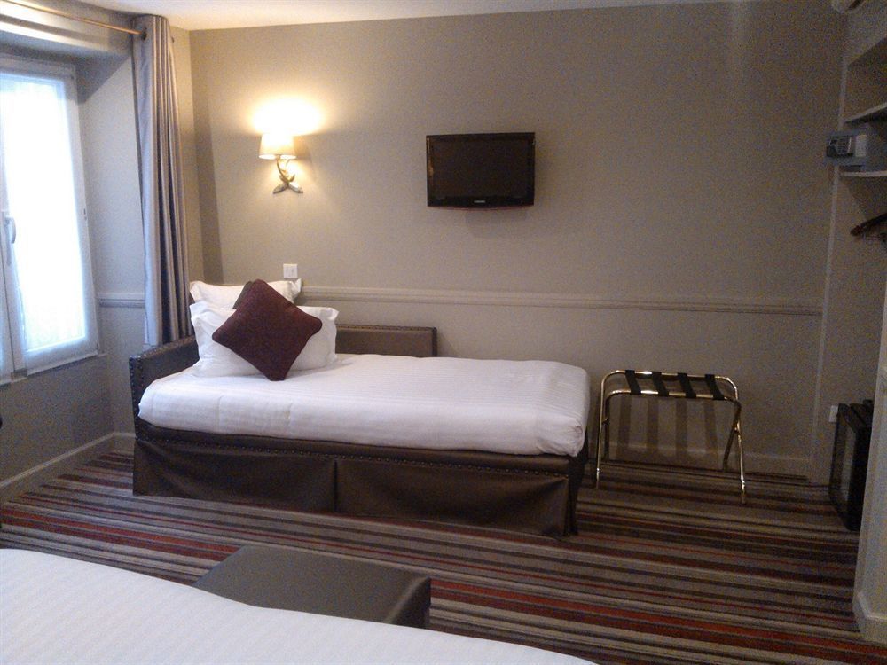 Hotel Des Comedies 3*