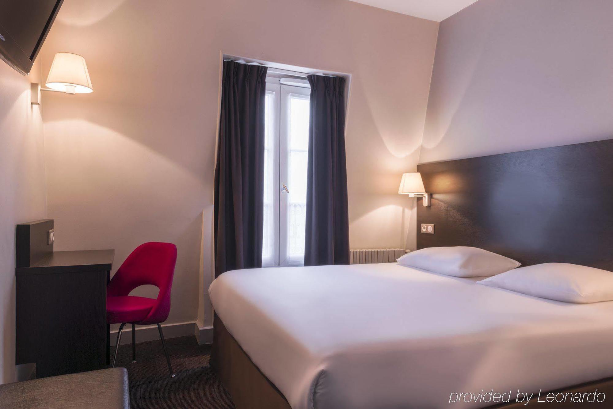 Hotel Des Ecrivains Paris