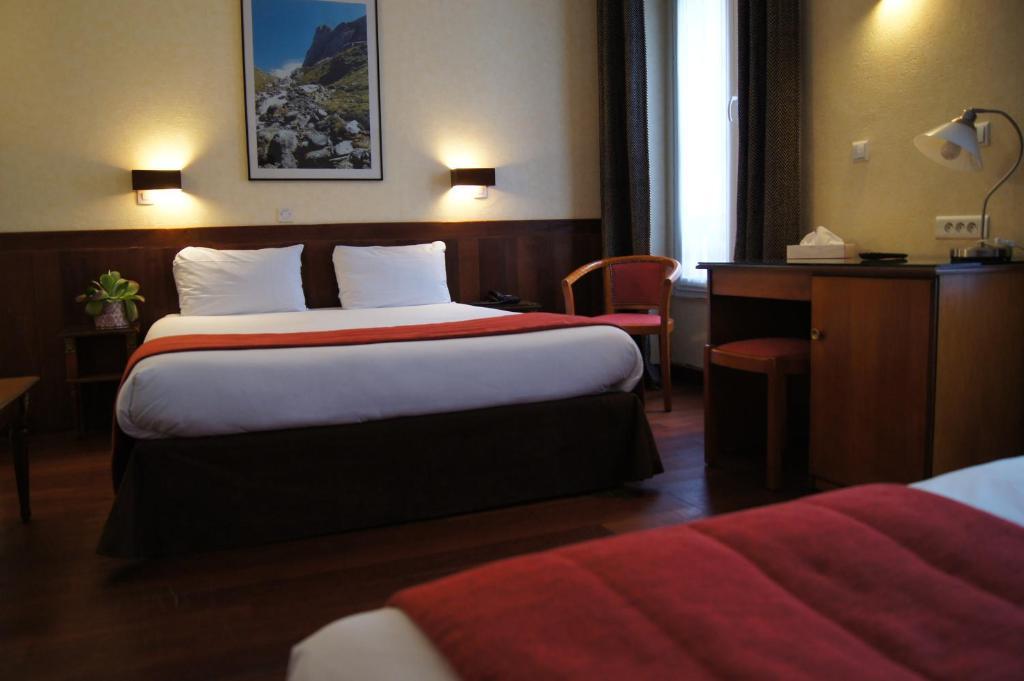 Hotel Des Comedies