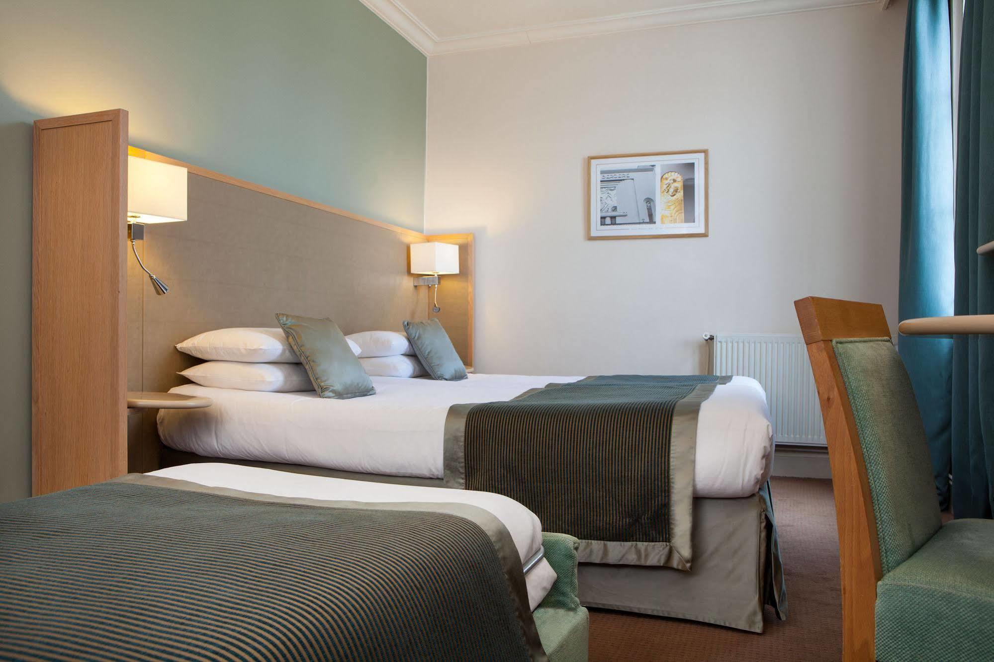 Hotel Prelude Opera 4*