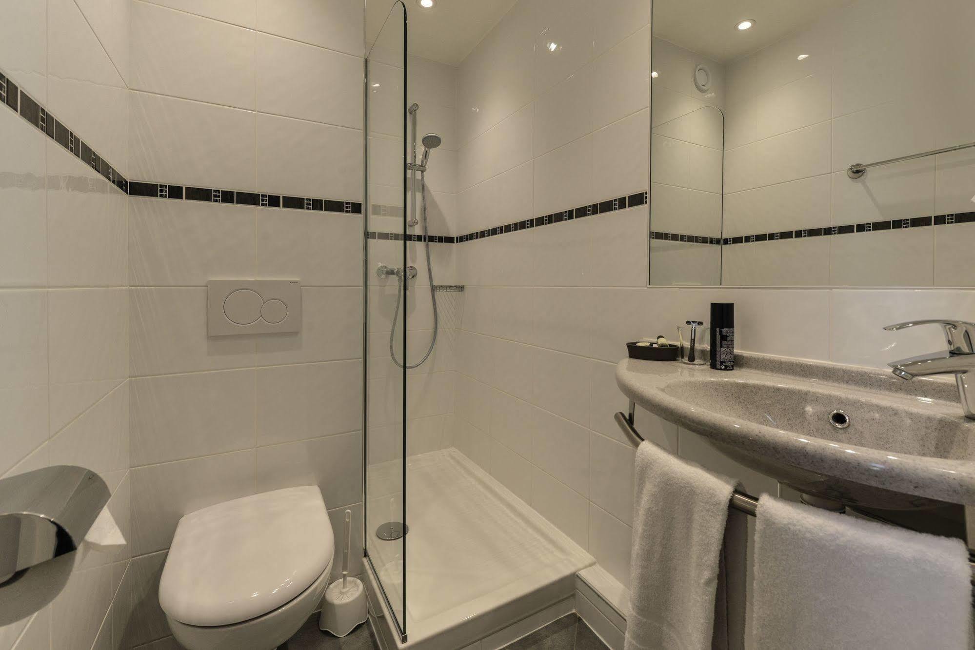Relais Du Pré 3* Paris
