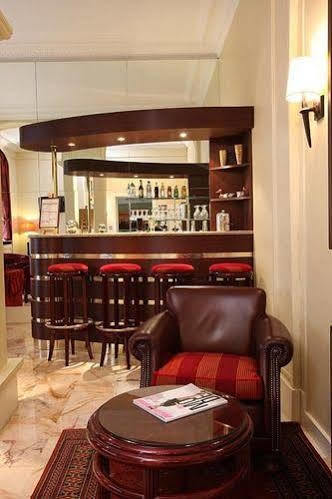 Relais Du Pré Hotel Paris