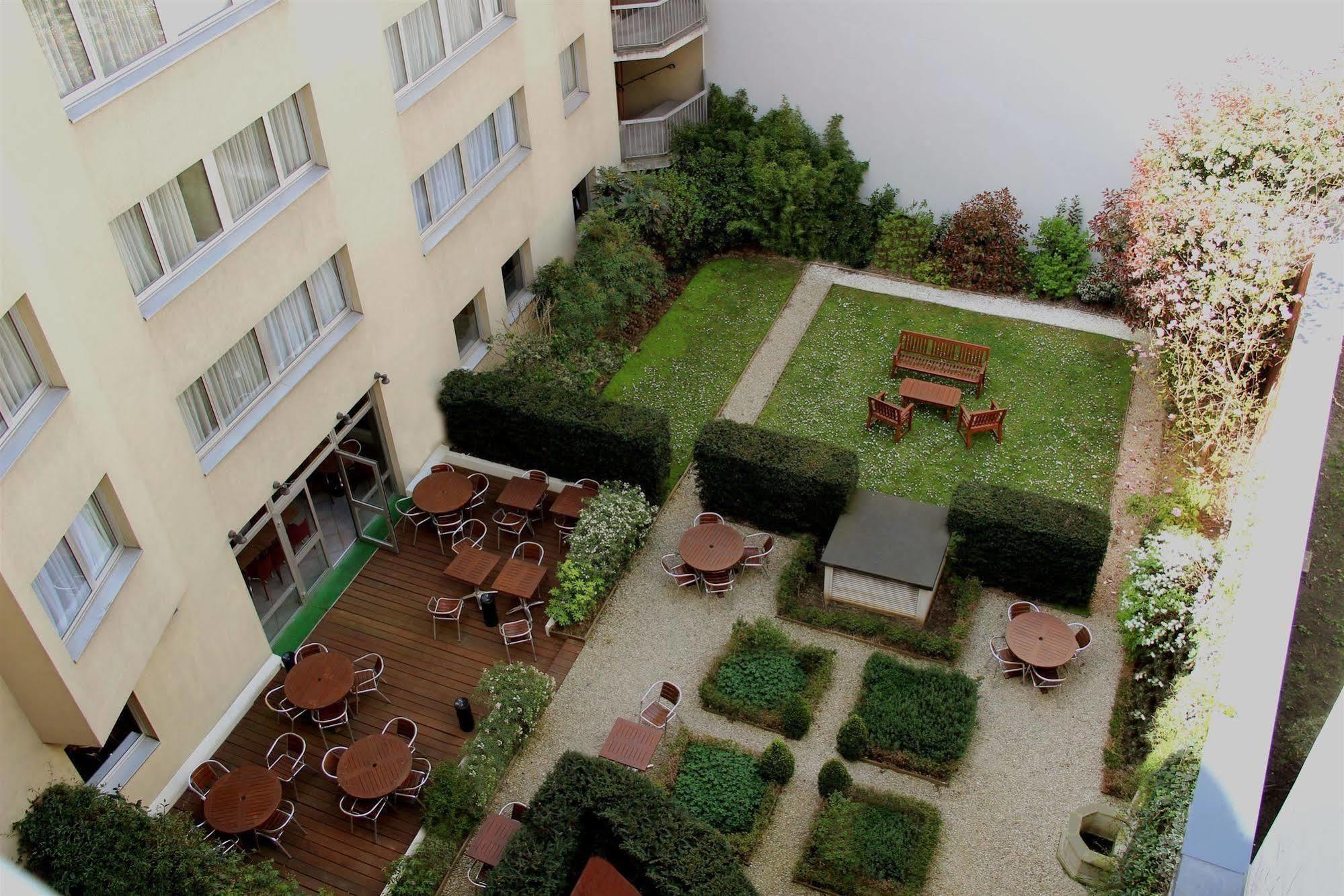 Campanile 11 - Bastille 3*